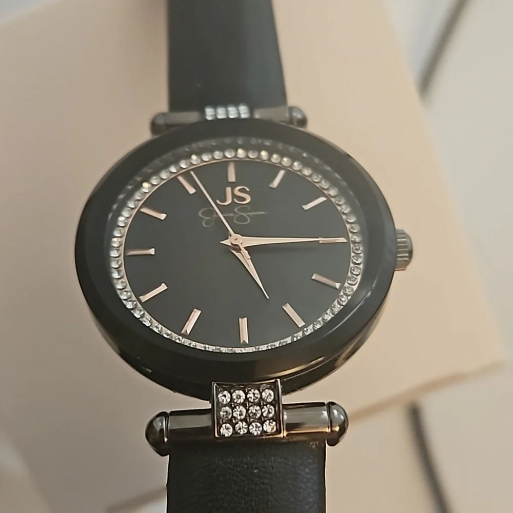 Jessica Simpson Watch.
